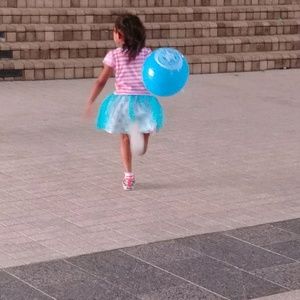 Meet your Posher, Robin